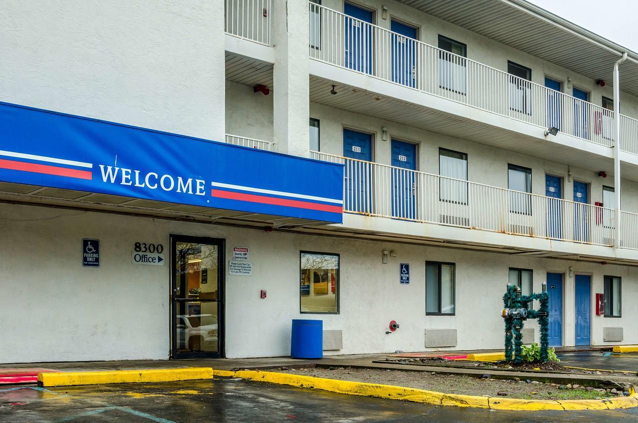 Motel 6-Warren, Mi - Detroit East Экстерьер фото